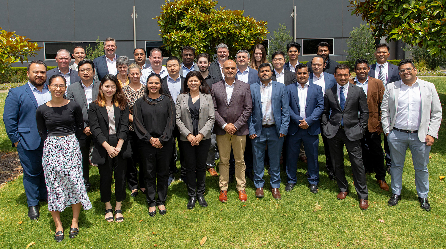 About-LG-portrait group